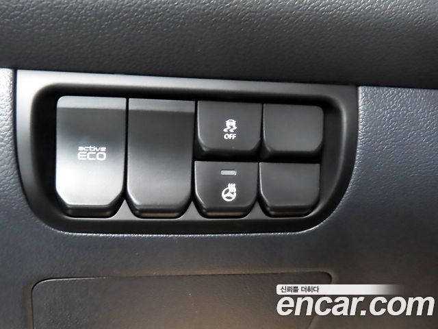 Kia pride 2015 — photo 15