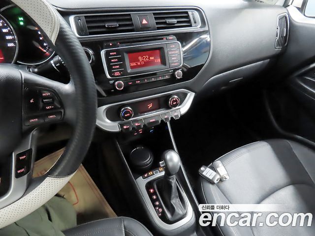 Kia pride 2015 — photo 18