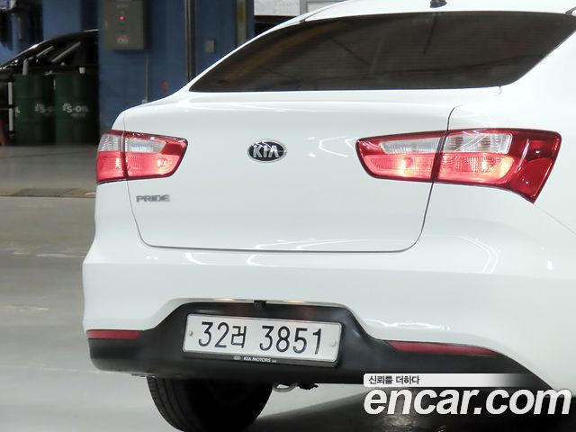 Kia pride 2015 — photo 19