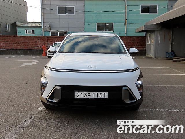 Hyundai Kona 2023 — photo 1