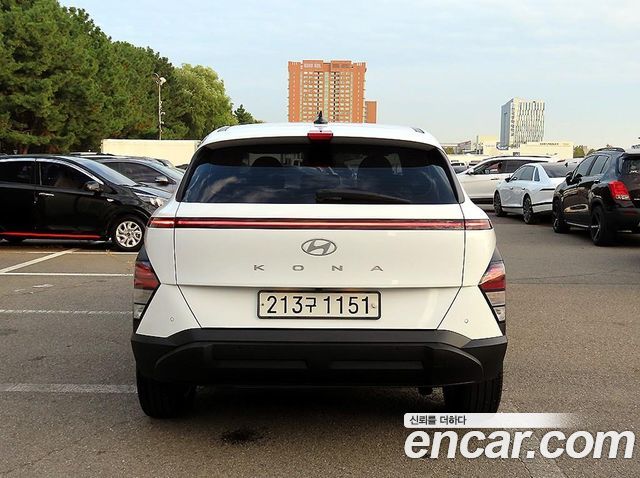 Hyundai Kona 2023 — photo 3