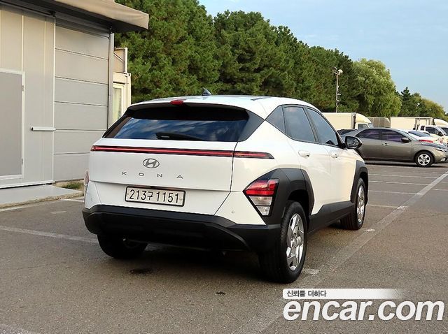 Hyundai Kona 2023 — photo 4