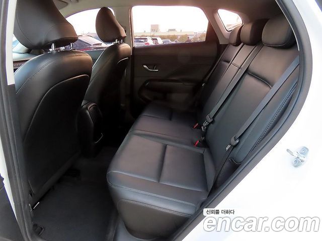 Hyundai Kona 2023 — photo 8