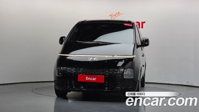 Hyundai Staria 2024 — photo 3