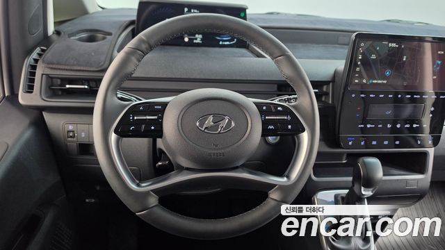 Hyundai Staria 2024 — photo 19