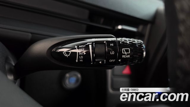 Hyundai Staria 2024 — photo 27