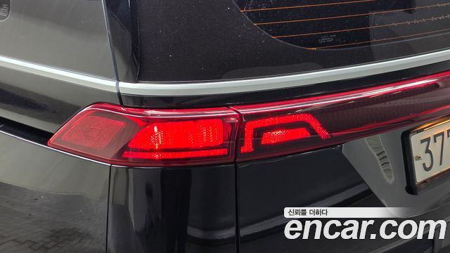 Kia Canival 2023 — photo 9