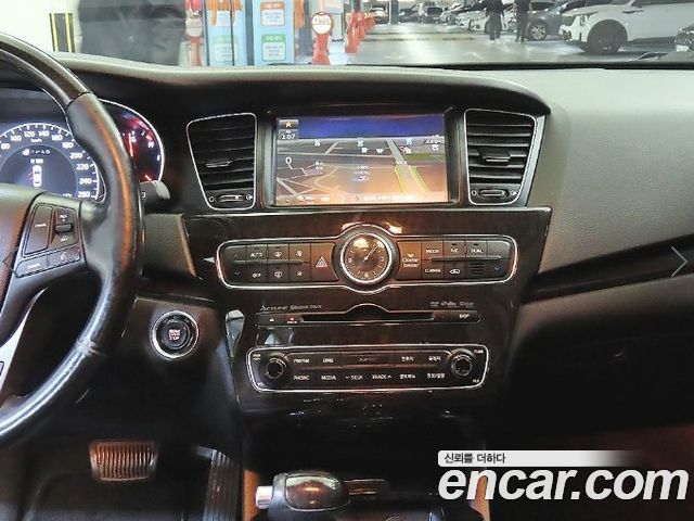 Kia K7 2014 — photo 11