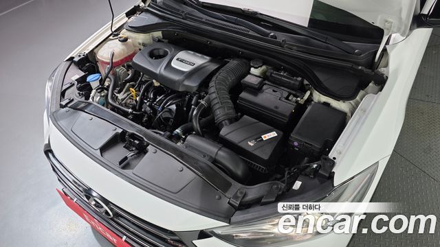 Hyundai AVANTE 2018 — photo 6