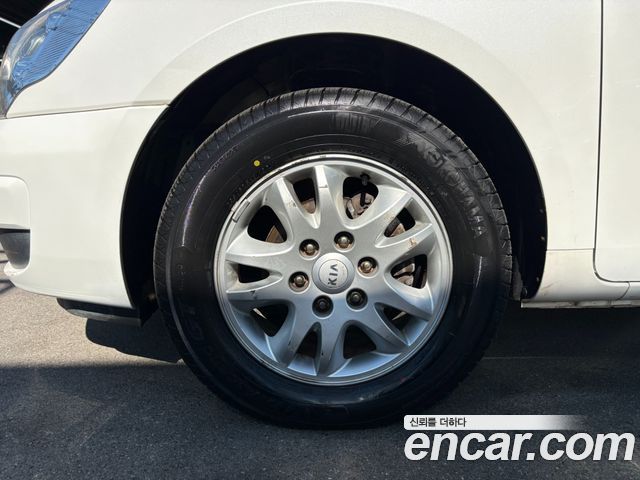 Kia Canival 2013 — photo 5