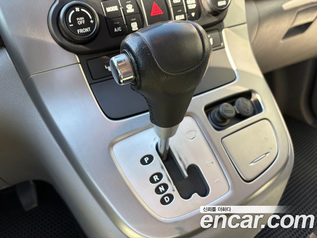 Kia Canival 2013 — photo 8