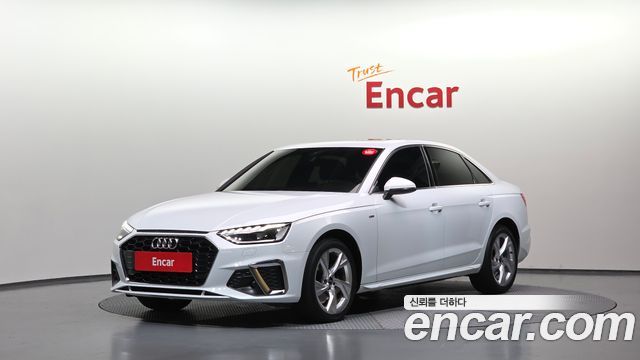 Audi A4 2021 — photo 1