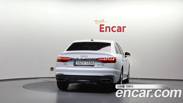 Audi A4 2021 — photo 4