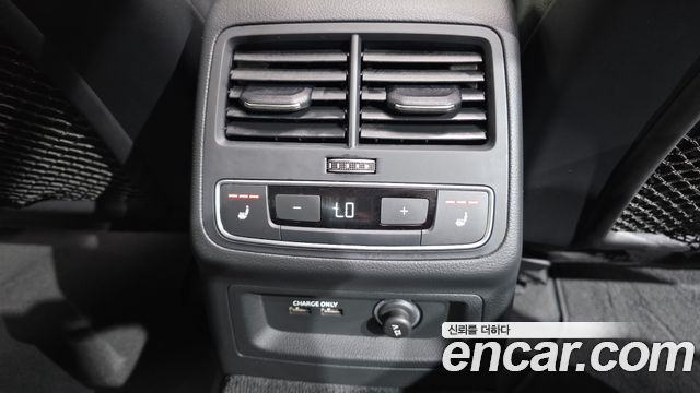 Audi A4 2021 — photo 29