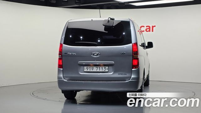 Hyundai Starex 2019 — photo 4