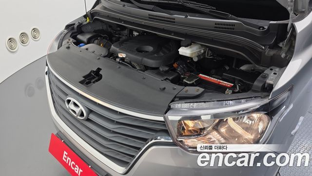 Hyundai Starex 2019 — photo 6