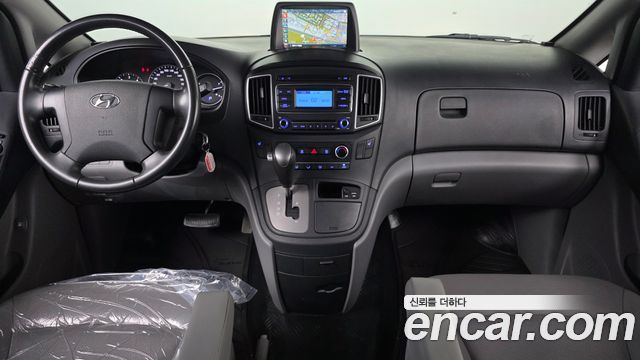 Hyundai Starex 2019 — photo 7