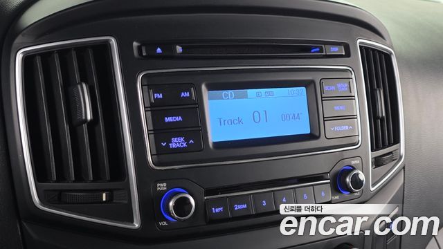 Hyundai Starex 2019 — photo 16