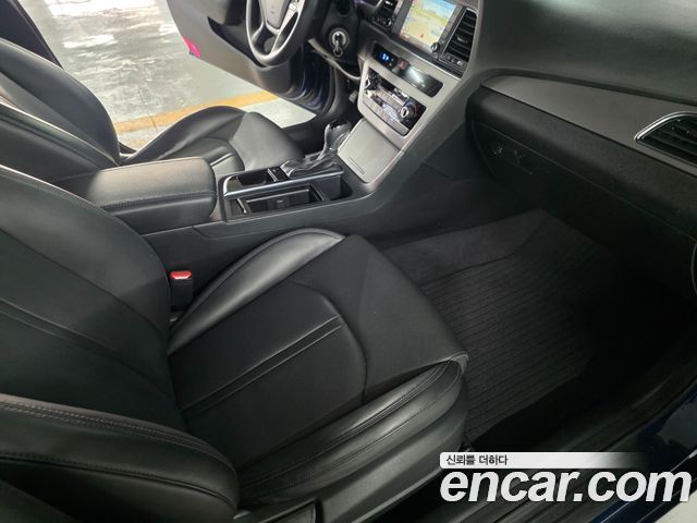 Hyundai Sonata 2015 — photo 17