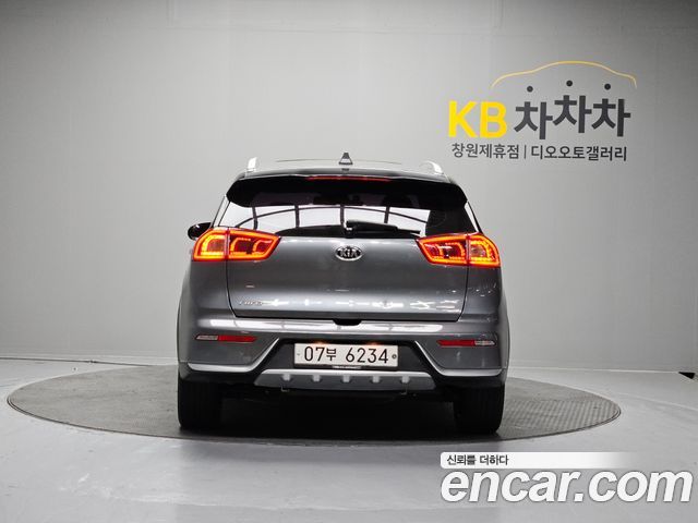 Kia Niro 2018 — photo 4