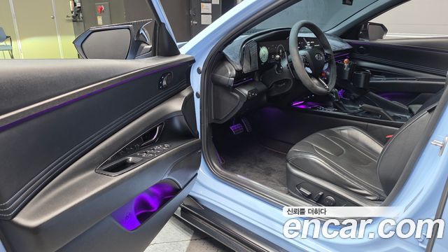 Hyundai AVANTE 2023 — photo 13