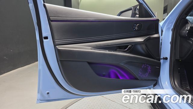 Hyundai AVANTE 2023 — photo 14