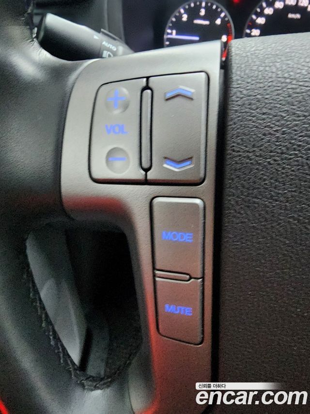 Hyundai Starex 2020 — photo 13