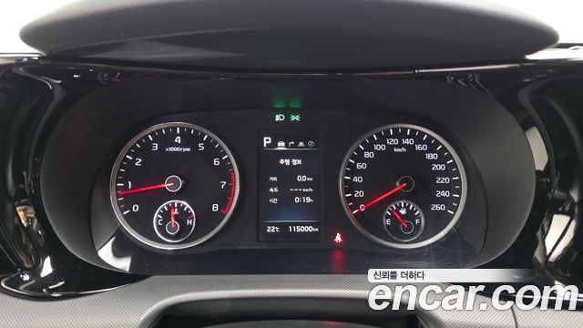 Kia K5 2023 — photo 11