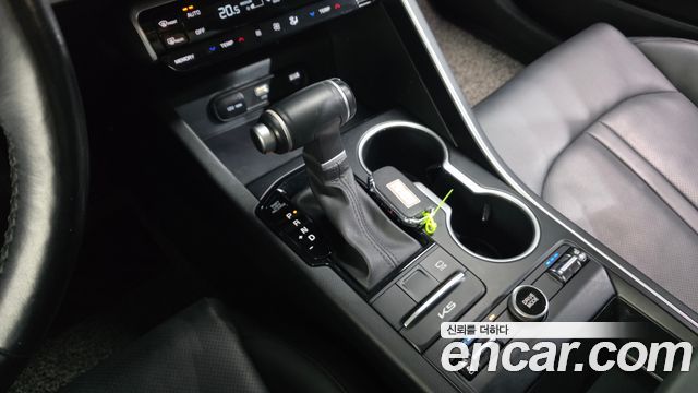 Kia K5 2023 — photo 12