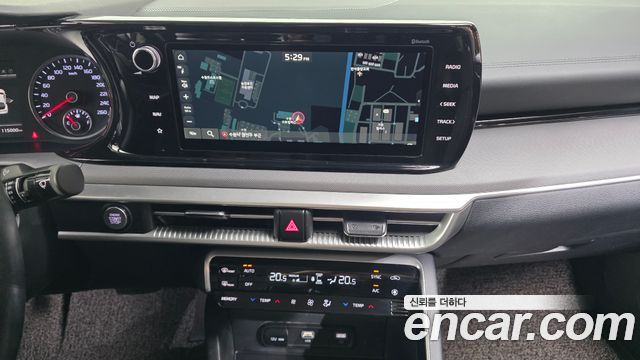 Kia K5 2023 — photo 19