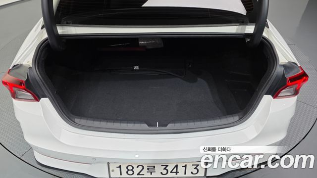 Kia K5 2023 — photo 22