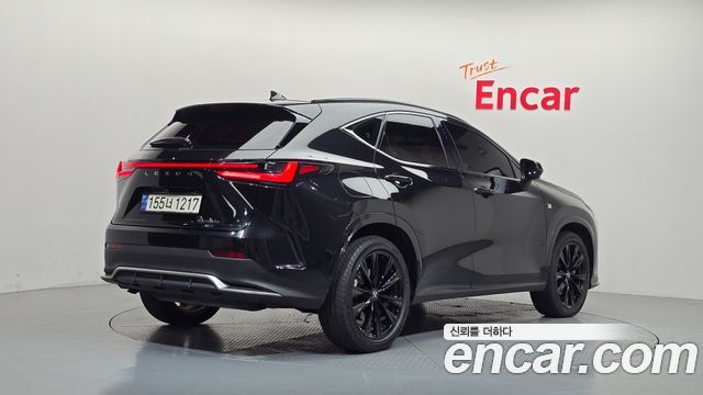 Lexus NX 2024 — photo 2