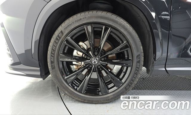Lexus NX 2024 — photo 5