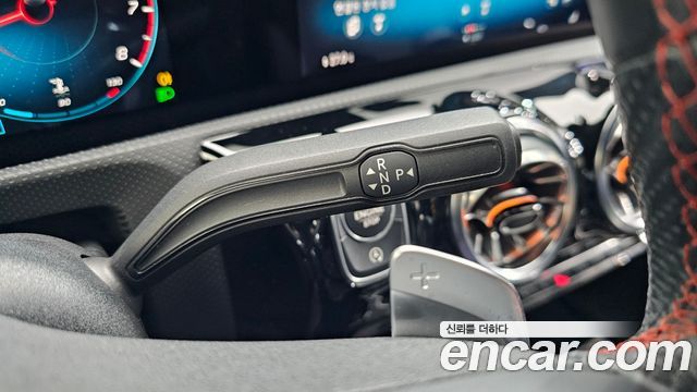 Mercedes-Benz CLA-Class 2021 — photo 12