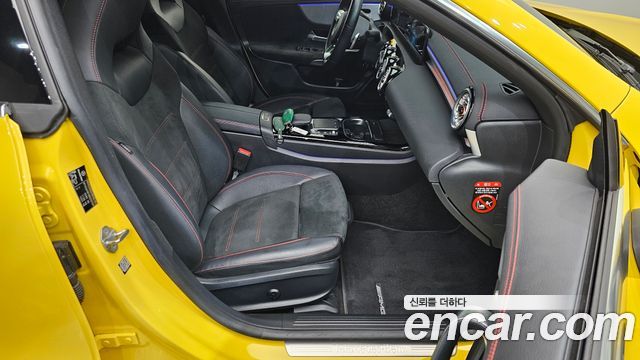 Mercedes-Benz CLA-Class 2021 — photo 16