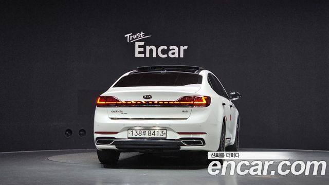 Kia K7 2020 — photo 4