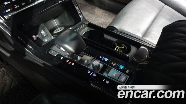 Kia K7 2020 — photo 9