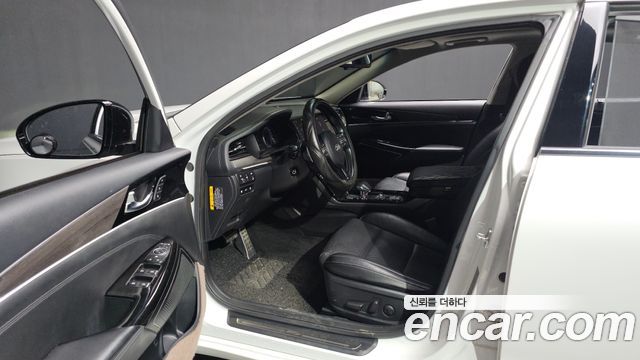 Kia K7 2020 — photo 10