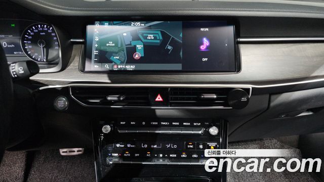 Kia K7 2020 — photo 12