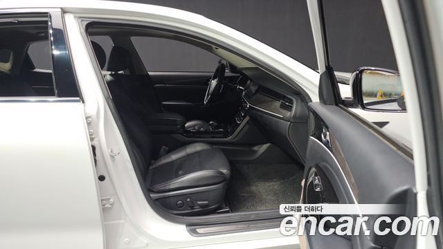 Kia K7 2020 — photo 18