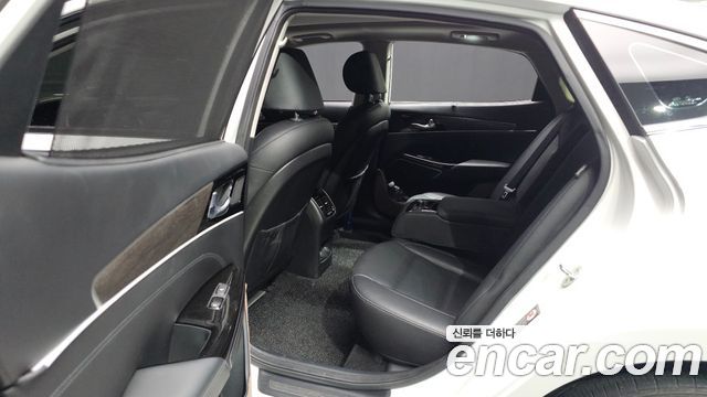 Kia K7 2020 — photo 19