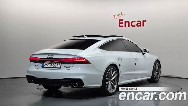 Audi A7 2020 — photo 2