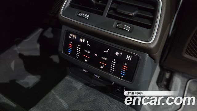 Audi A7 2020 — photo 19