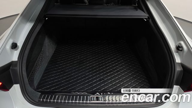 Audi A7 2020 — photo 20