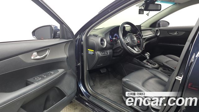 Kia K3 2019 — photo 10