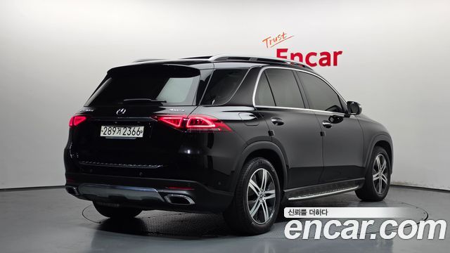 Mercedes-Benz GLE-Class 2020 — photo 2