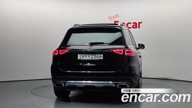 Mercedes-Benz GLE-Class 2020 — photo 4