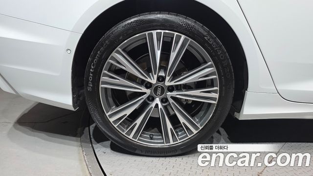 Audi A6 2023 — photo 5