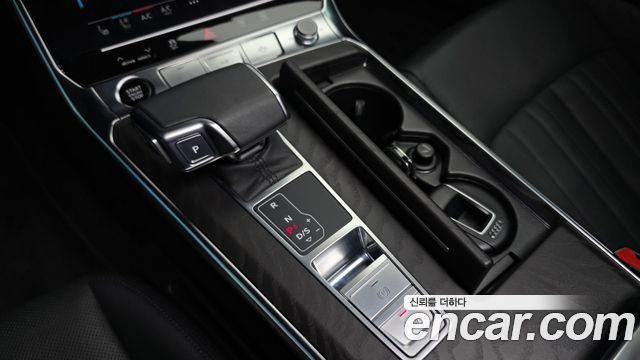 Audi A6 2023 — photo 12