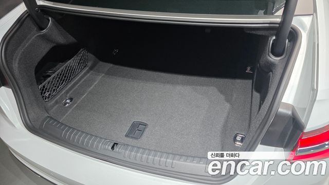Audi A6 2023 — photo 32
